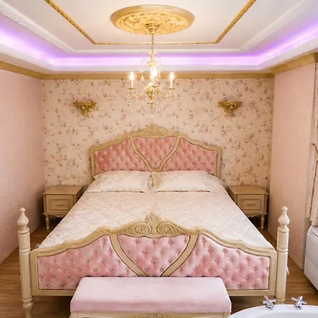 Luxurious View * Πόγραδετς