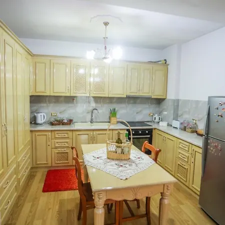 Luxurious View Apartman *